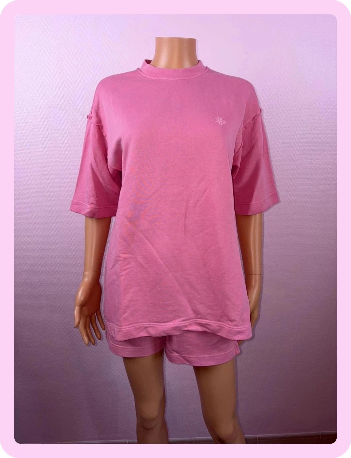 Conjunto de 3 piezas con pantalones cortos, camiseta y sudadera thecoutureclub – photo 2